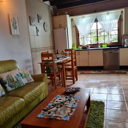 Casa Tin Tatil Evi Isora